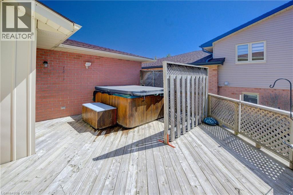 489 NORTHLAKE Drive thumbnail 35