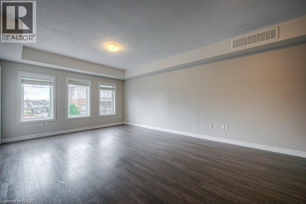 70 WILLOWRUN Drive Unit# F2 thumbnail 13