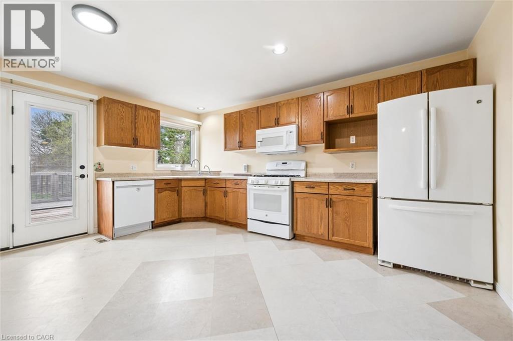 576 THORNDALE Drive thumbnail 10