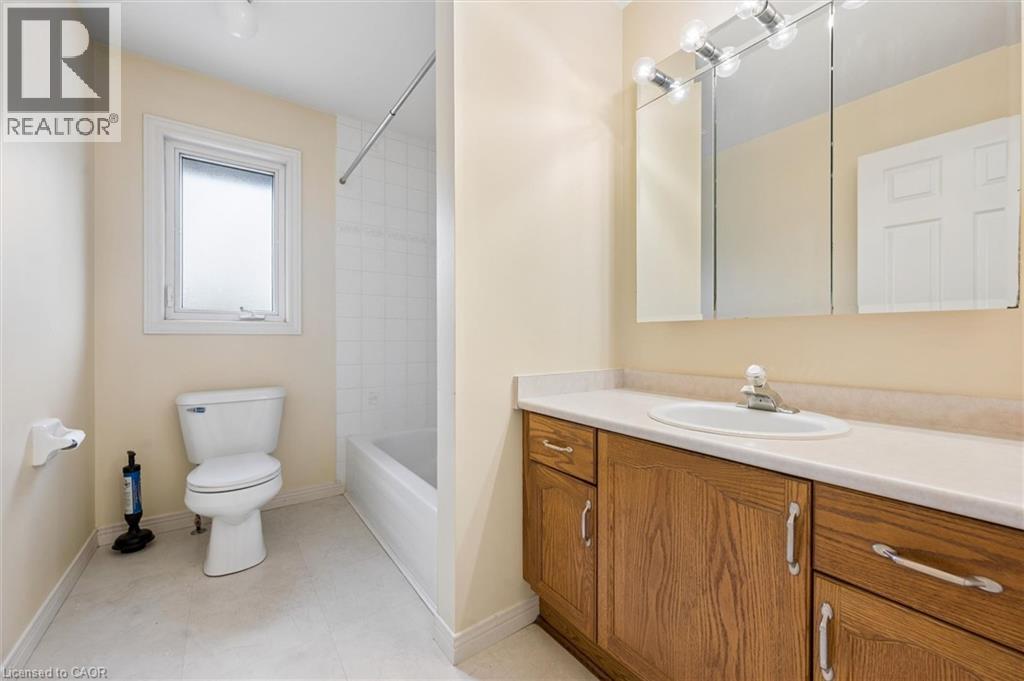 576 THORNDALE Drive thumbnail 16