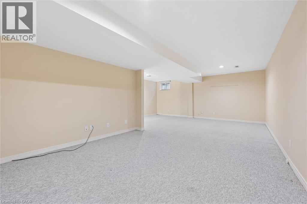 576 THORNDALE Drive thumbnail 19