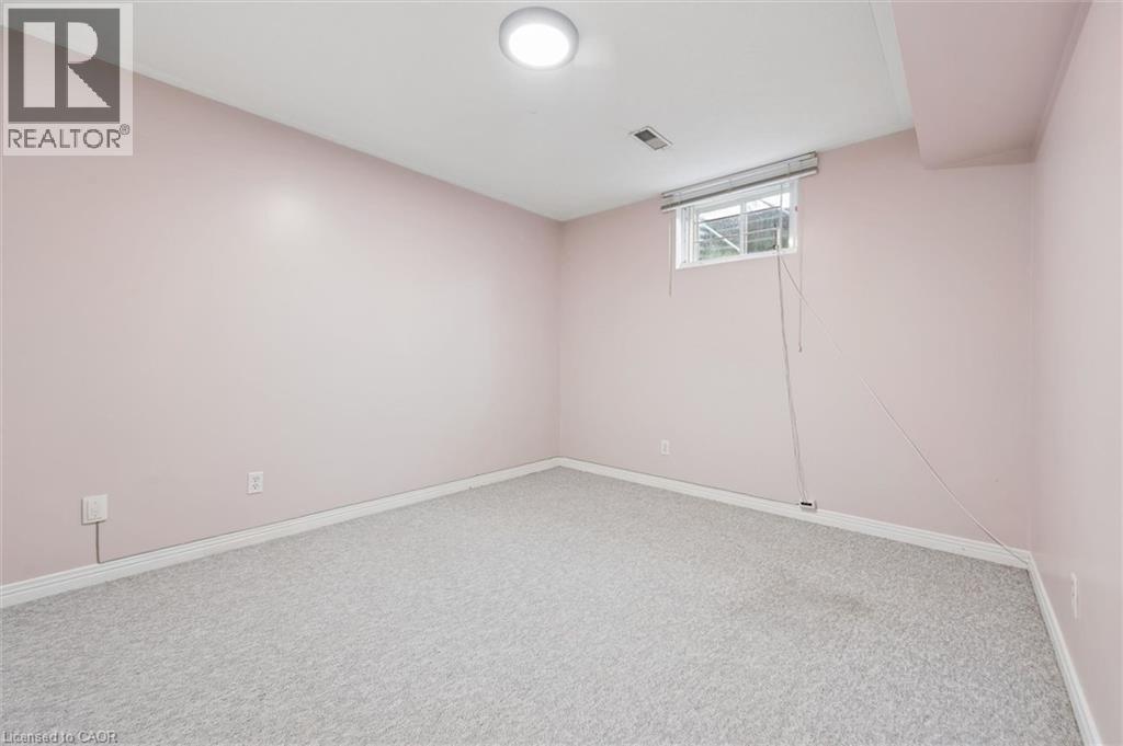 576 THORNDALE Drive thumbnail 20