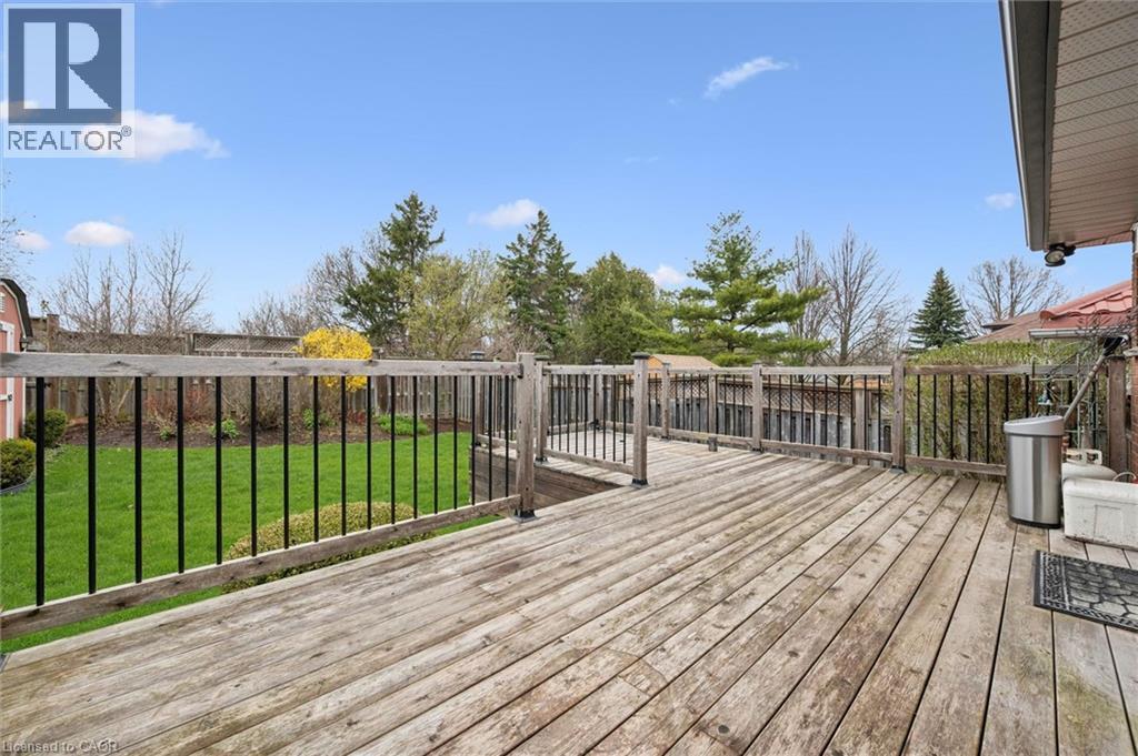 576 THORNDALE Drive thumbnail 24