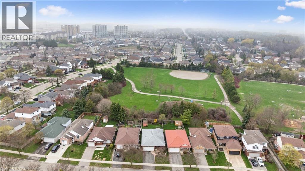 576 THORNDALE Drive thumbnail 33