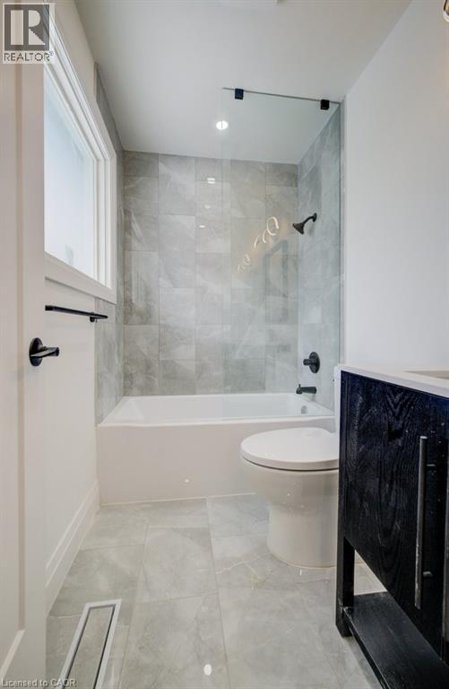 328 THE COUNTRY Way thumbnail 28