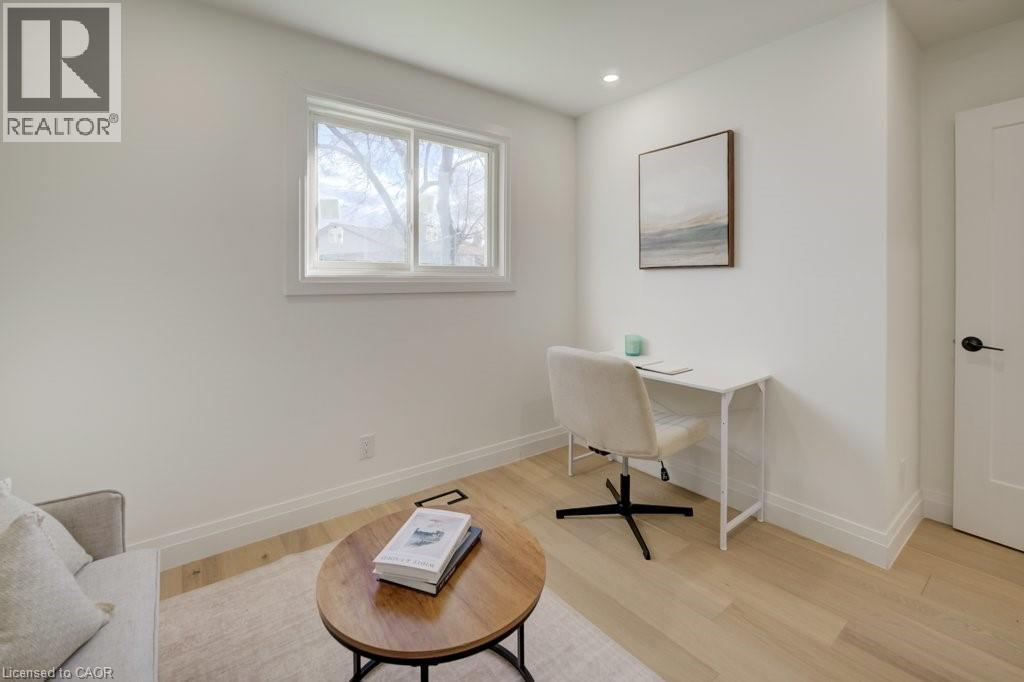 328 THE COUNTRY Way thumbnail 24