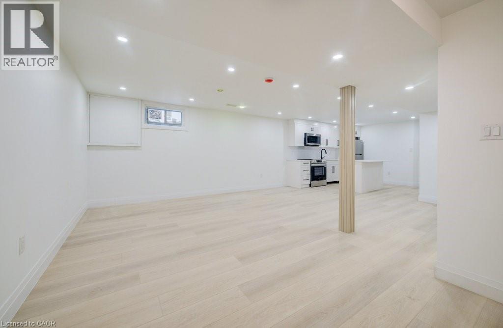 328 THE COUNTRY Way thumbnail 30