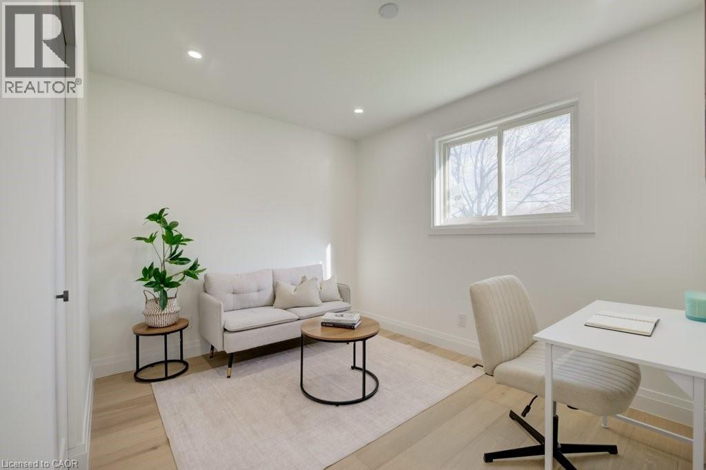 328 THE COUNTRY Way thumbnail 23