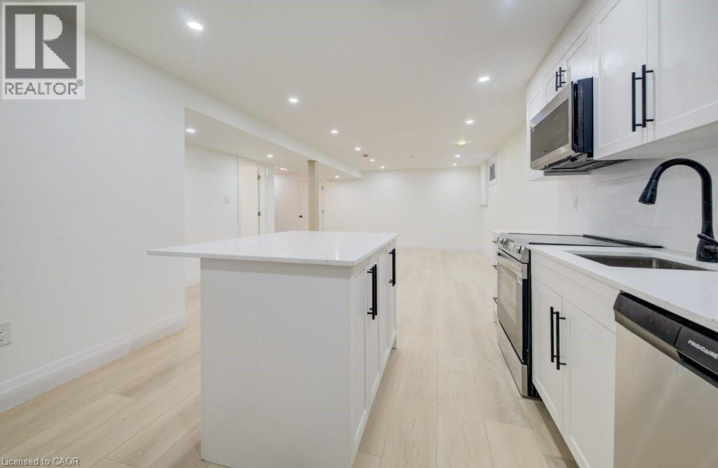 328 THE COUNTRY Way thumbnail 37