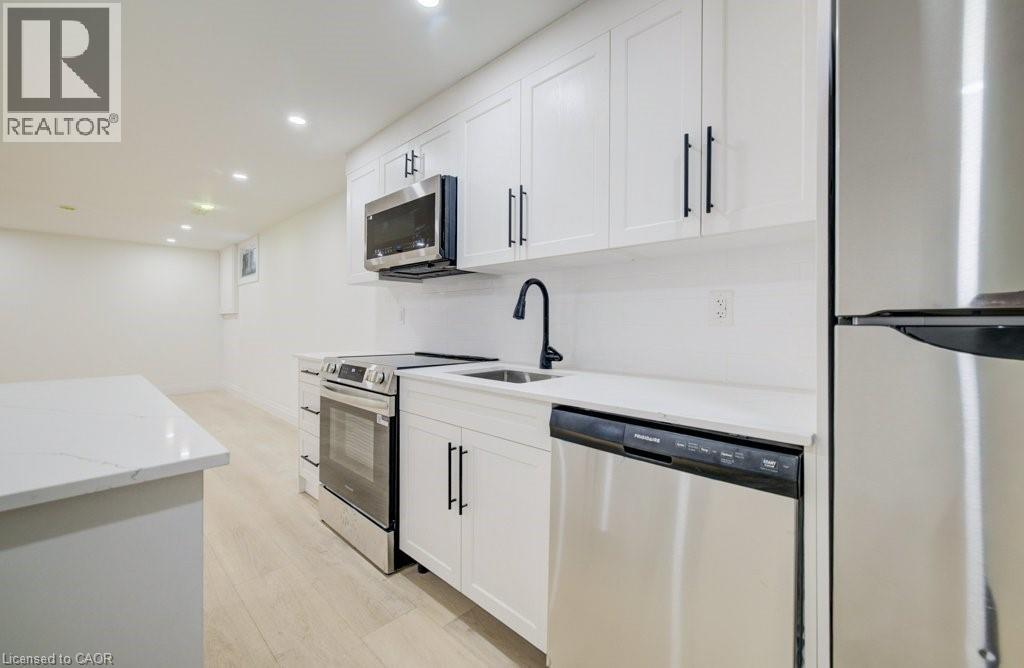 328 THE COUNTRY Way thumbnail 36