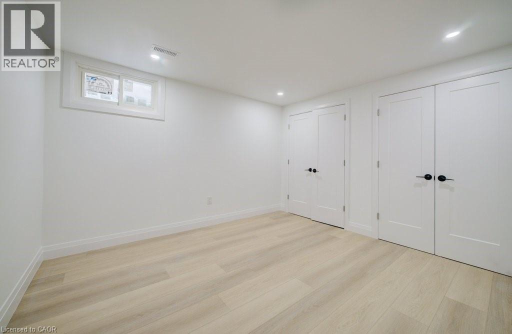 328 THE COUNTRY Way thumbnail 38