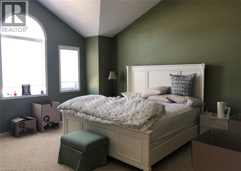 350 HAVENDALE Crescent thumbnail 5