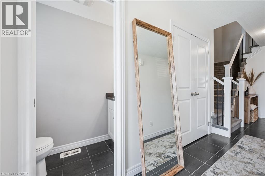 26 ISAAC Street thumbnail 21