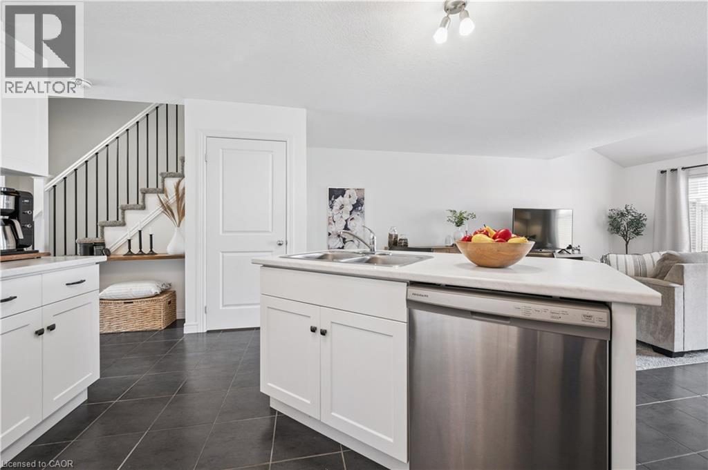 26 ISAAC Street thumbnail 14