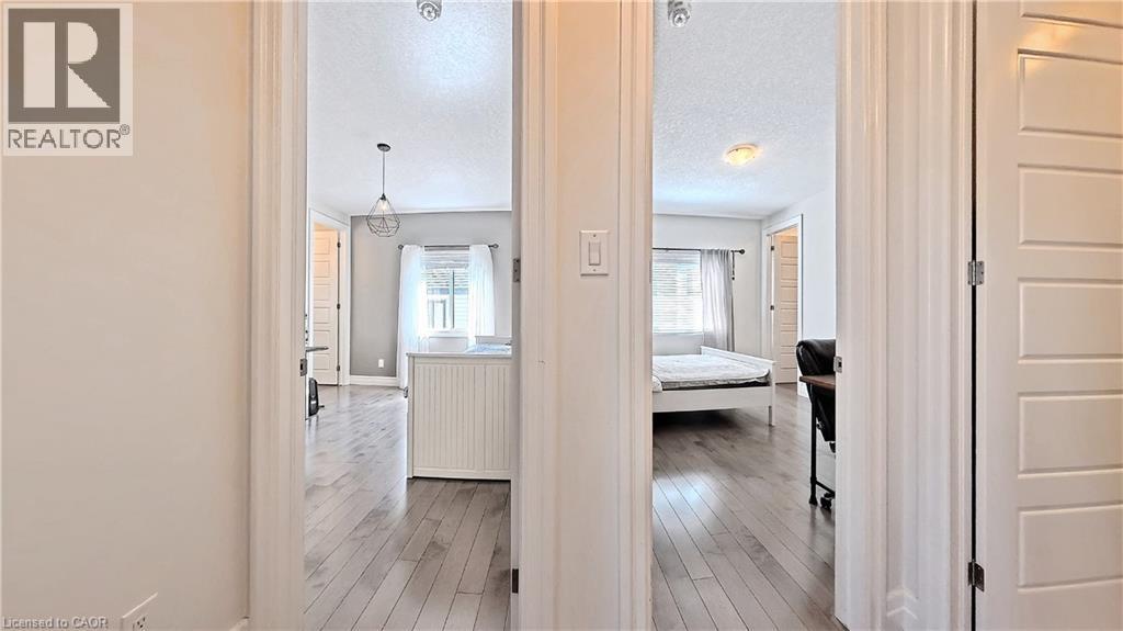 102 DEER CREEK Street thumbnail 30