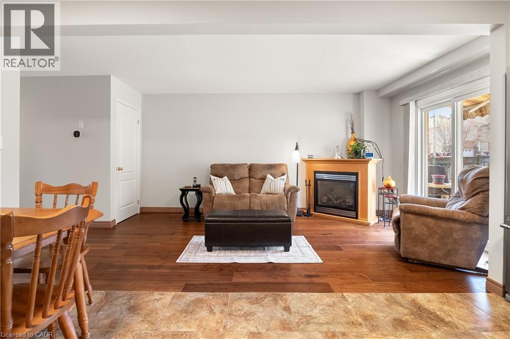 92 SNOWDROP Crescent thumbnail 16