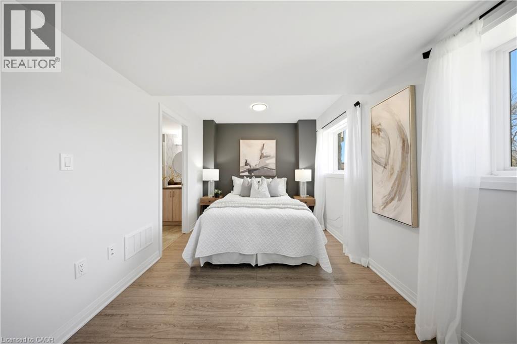 51 SPARROW Avenue Unit# 15 thumbnail 10