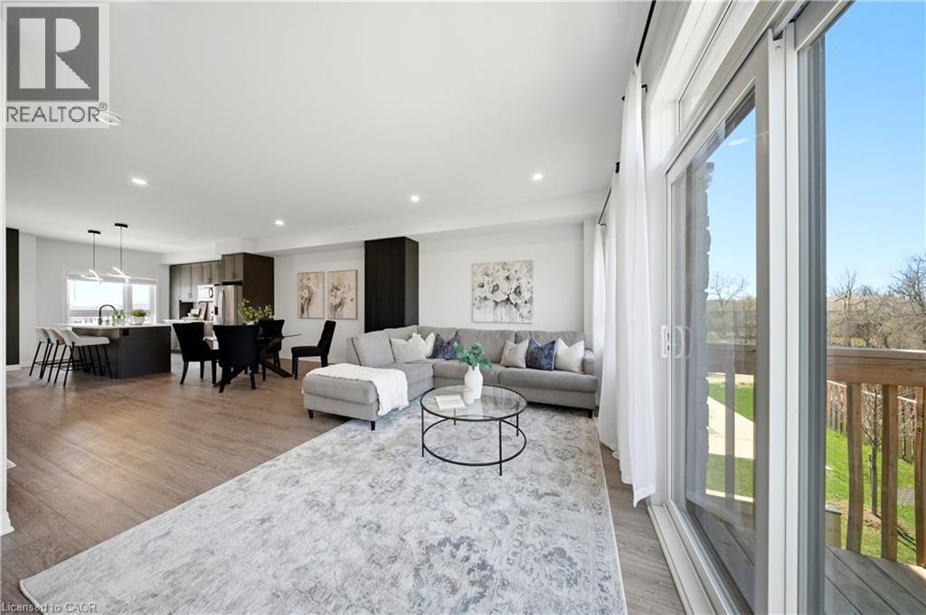 51 SPARROW Avenue Unit# 15 thumbnail 14