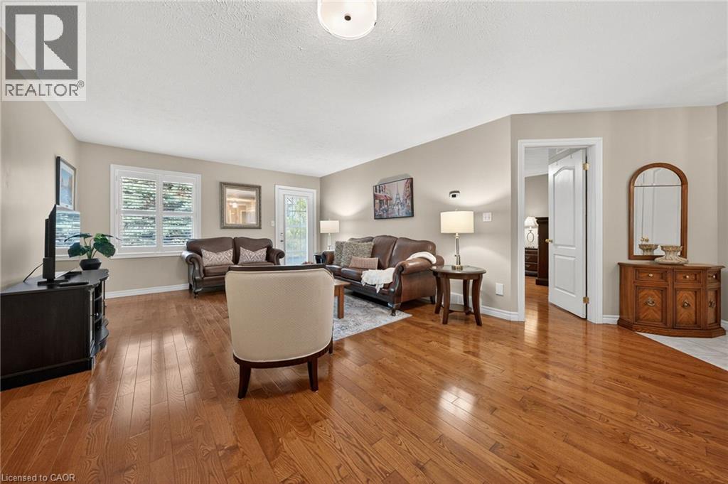 10 ISHERWOOD Avenue Unit# 103 thumbnail 12