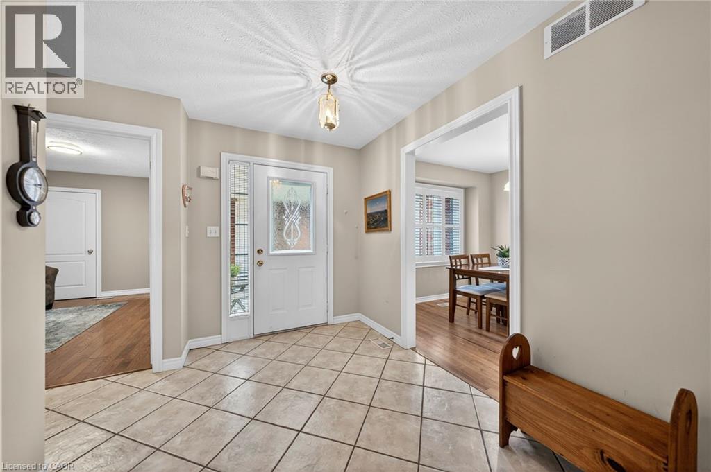 10 ISHERWOOD Avenue Unit# 103 thumbnail 6