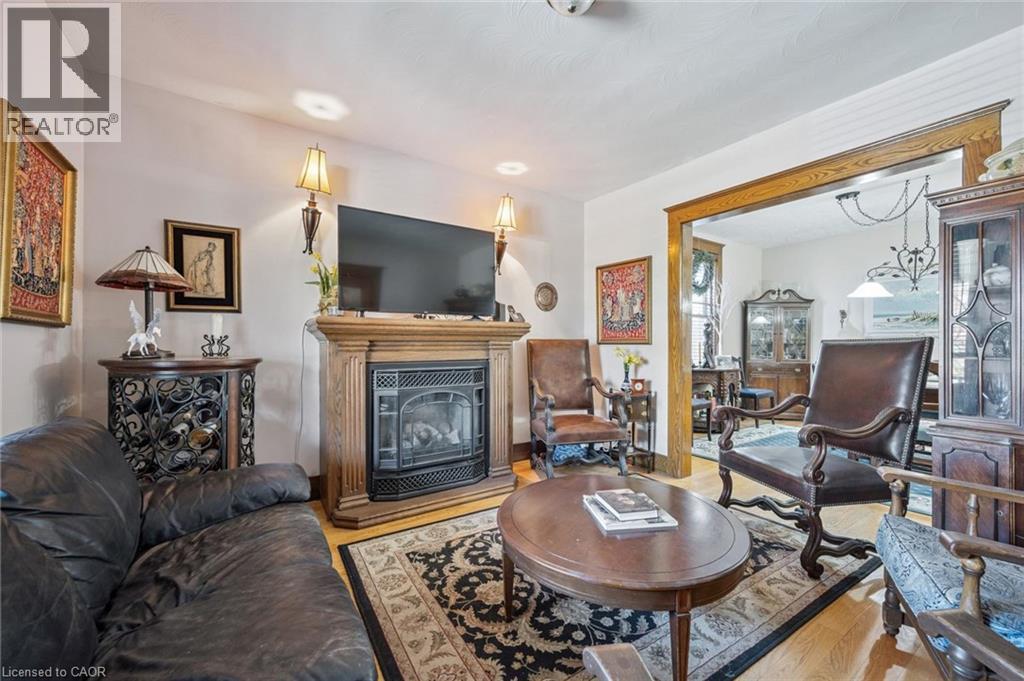 115 ALLEN Street E thumbnail 10