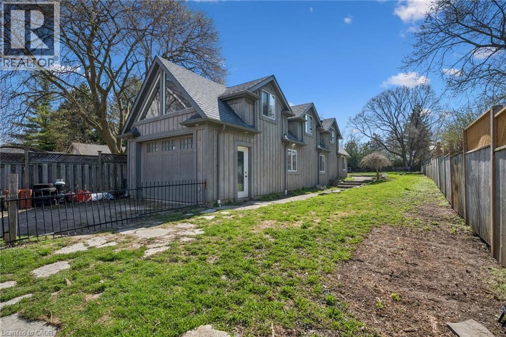 115 ALLEN Street E thumbnail 23