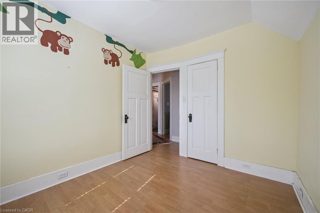 115 ALLEN Street E thumbnail 18