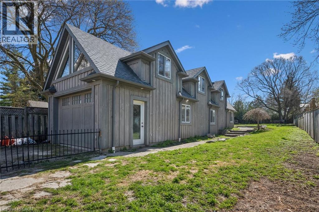 115 ALLEN Street E thumbnail 24