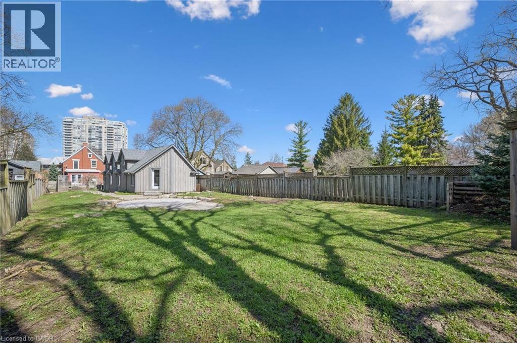 115 ALLEN Street E thumbnail 29