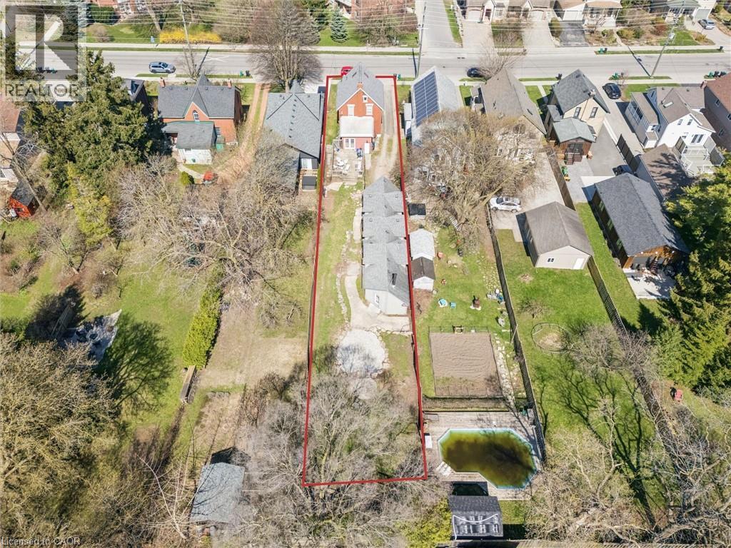 115 ALLEN Street E thumbnail 32