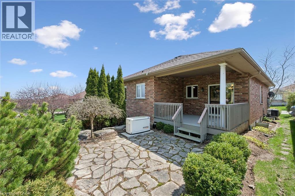 149 DEVONSHIRE Drive thumbnail 40