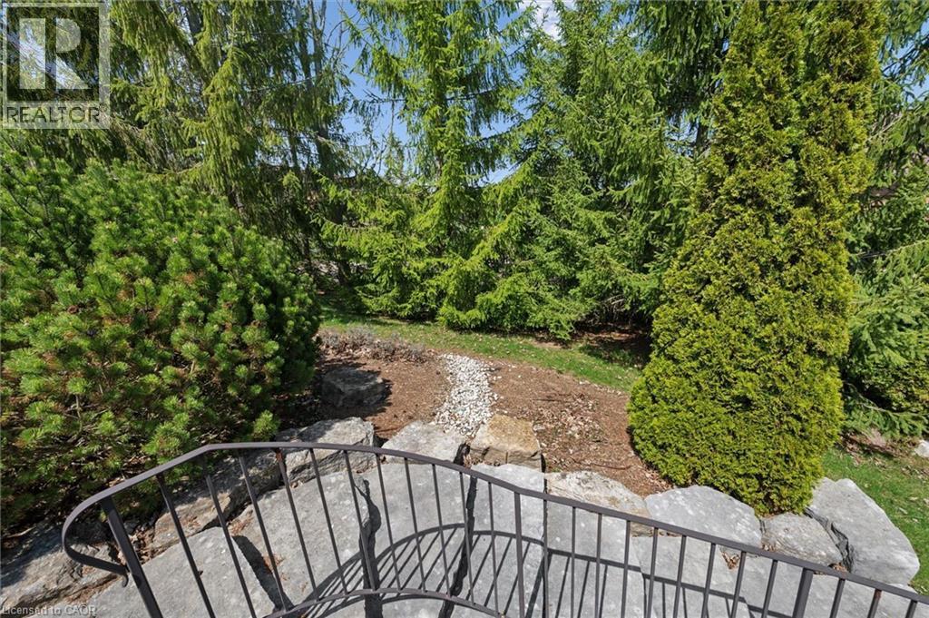 149 DEVONSHIRE Drive thumbnail 42