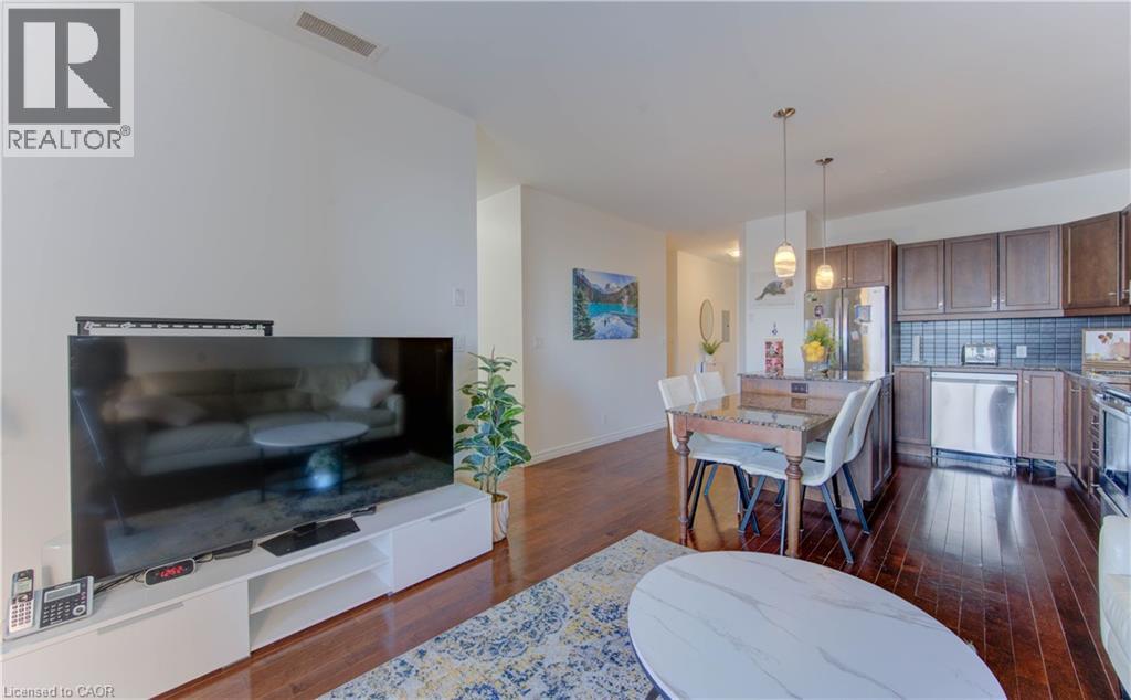 223 ERB Street W Unit# 405 thumbnail 14