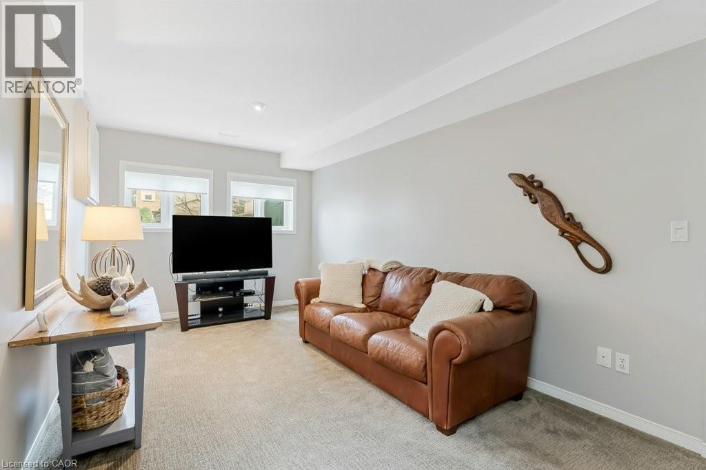 56 DAWN Crescent thumbnail 25