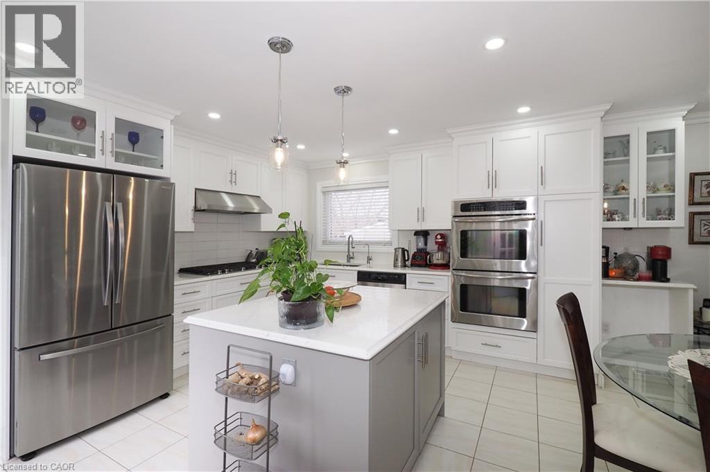 89 LYNNHAVEN Court thumbnail 14