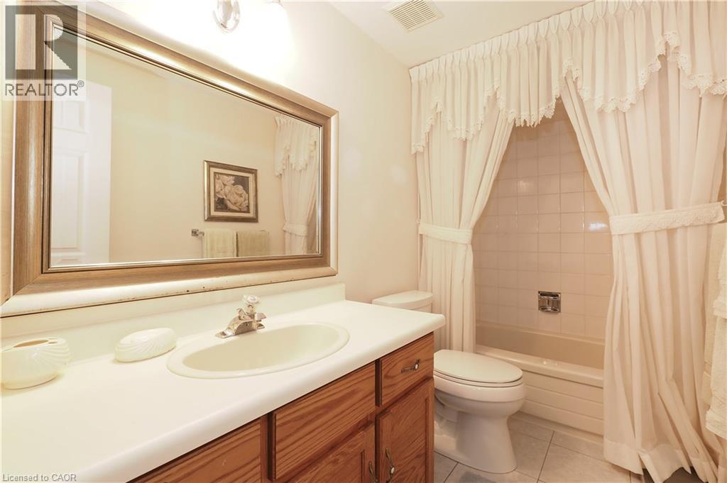 89 LYNNHAVEN Court thumbnail 21