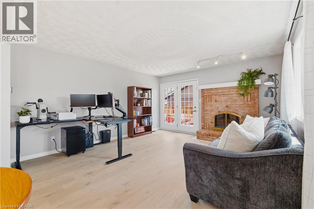 381 TIMLOCK Place thumbnail 17