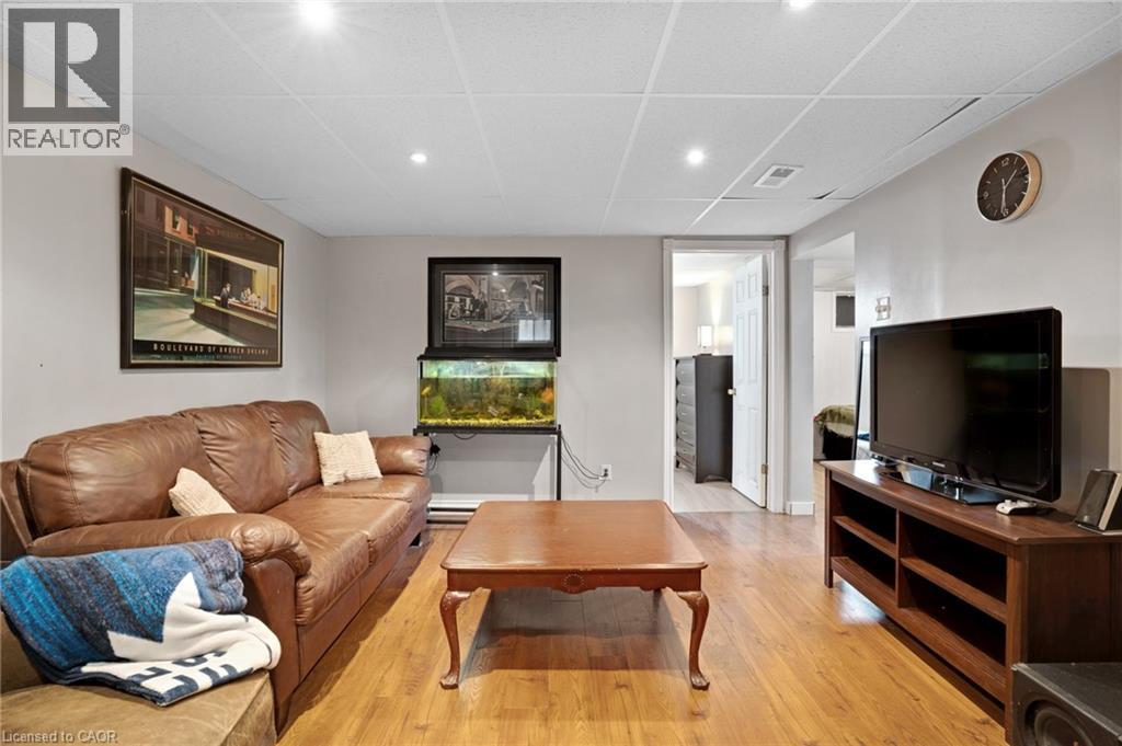 36 HILLTOP Drive thumbnail 23