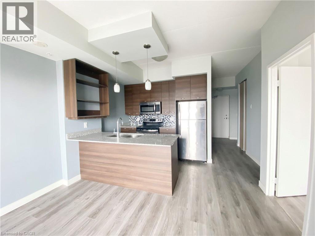 318 SPRUCE Street Unit# 1501 thumbnail 3