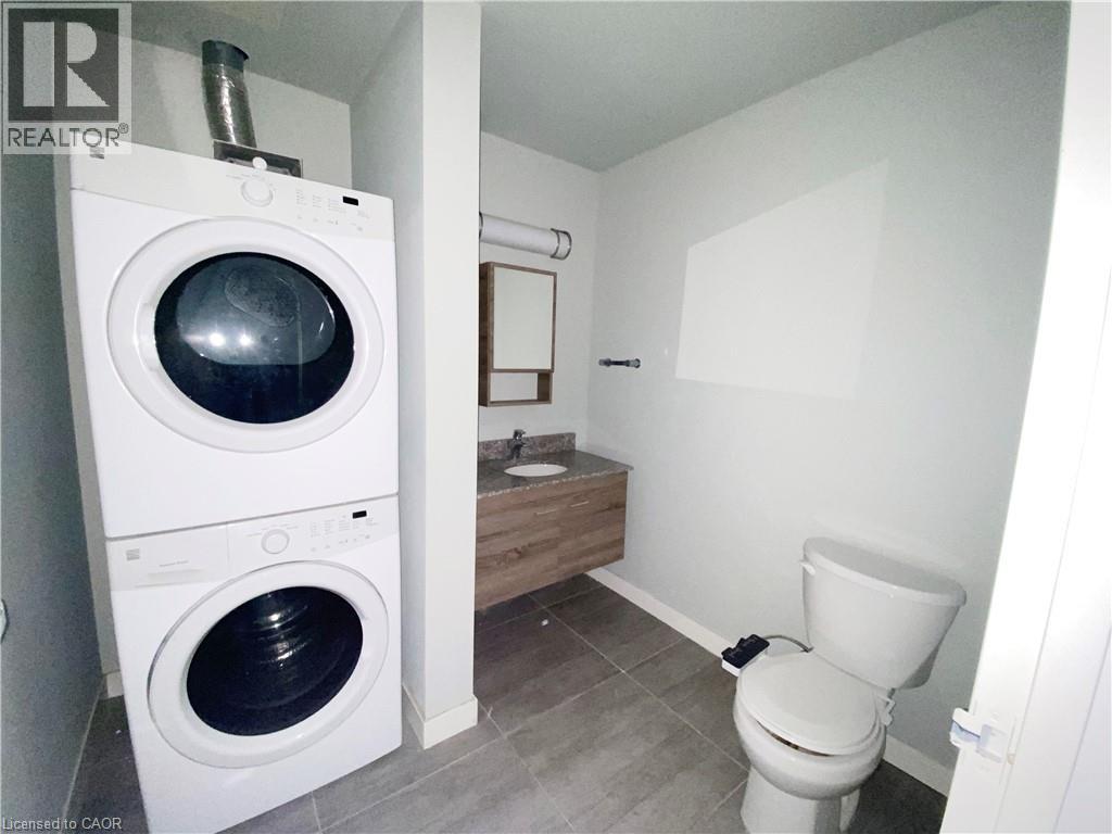 318 SPRUCE Street Unit# 1501 thumbnail 4