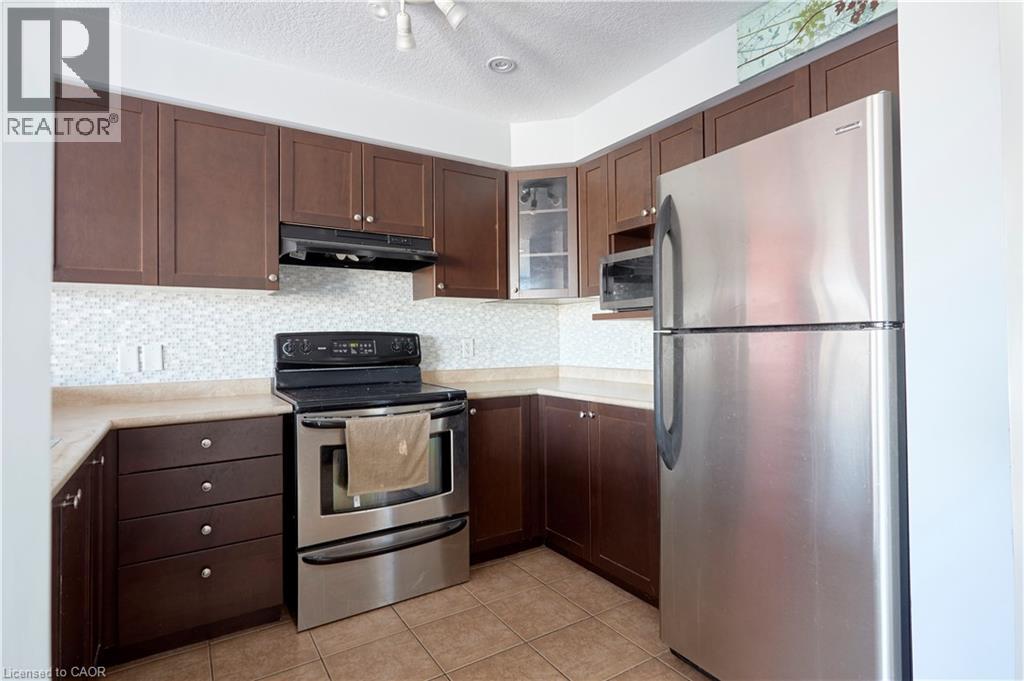 105 PINNACLE Drive Unit# 9 thumbnail 8