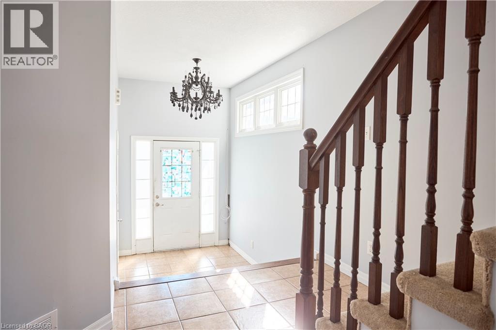 105 PINNACLE Drive Unit# 9 thumbnail 3