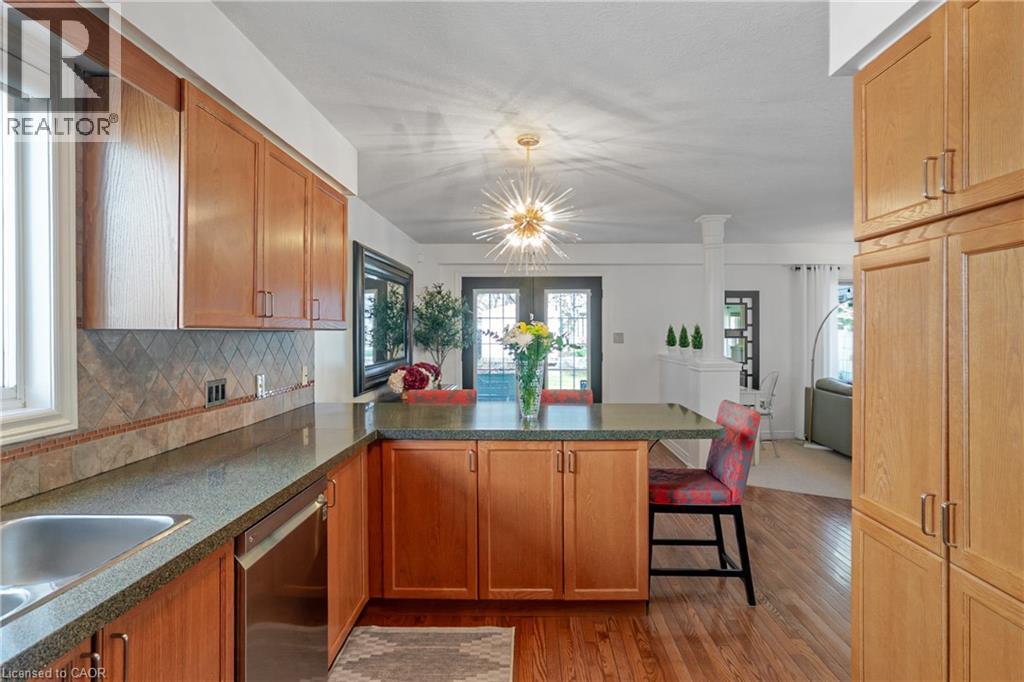 184 SOFRON Drive thumbnail 21