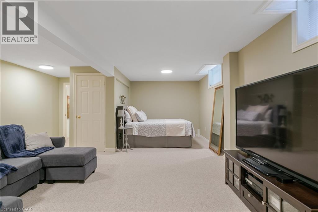 184 SOFRON Drive thumbnail 38