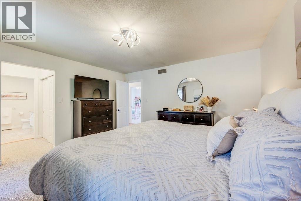 219 MITCHELL Street thumbnail 27