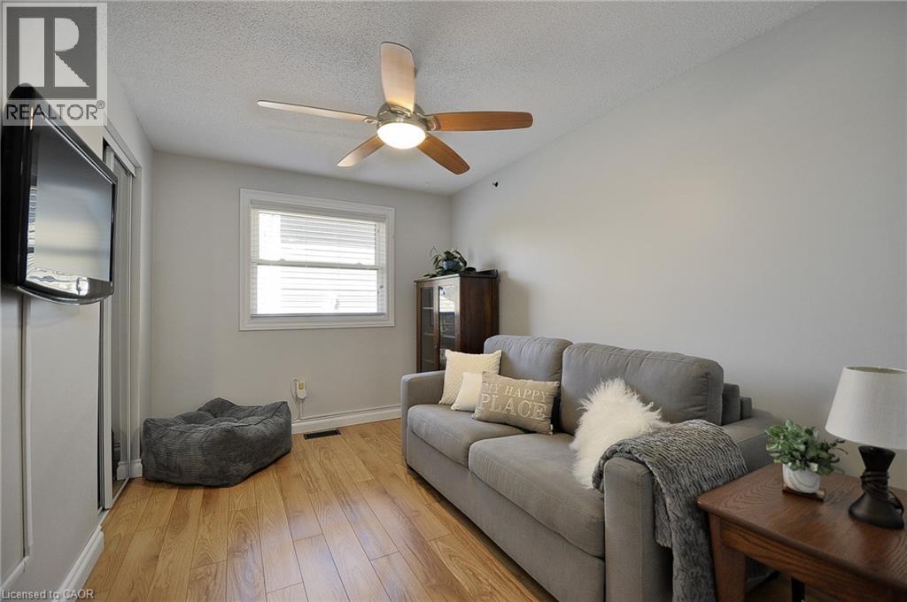 95 BARNICKE Drive thumbnail 16