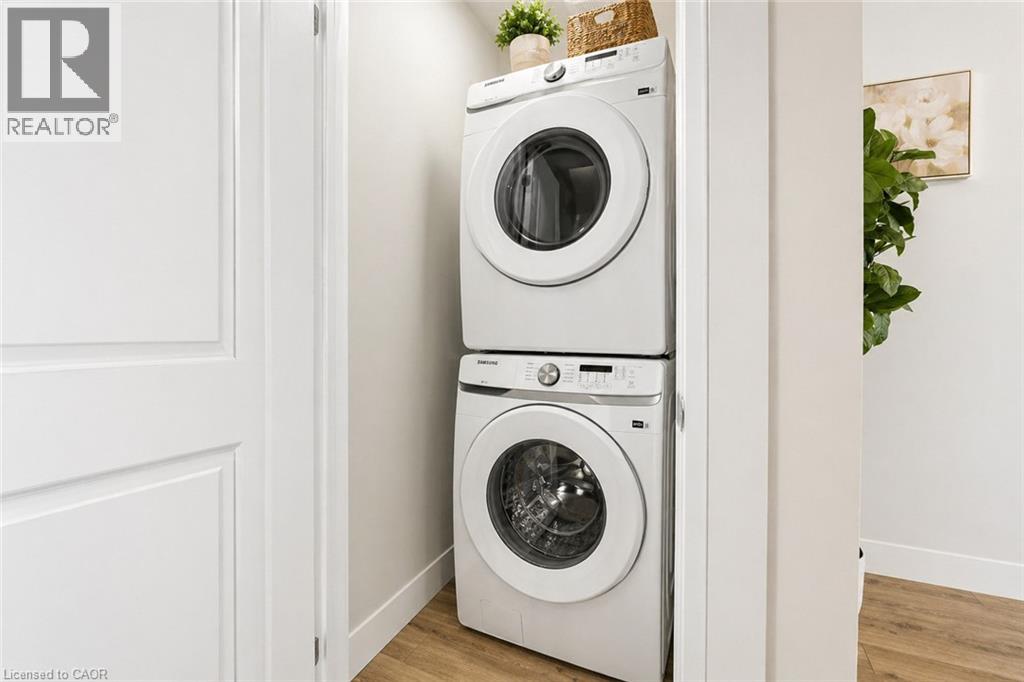 143 ELGIN Street N Unit# 84 thumbnail 22