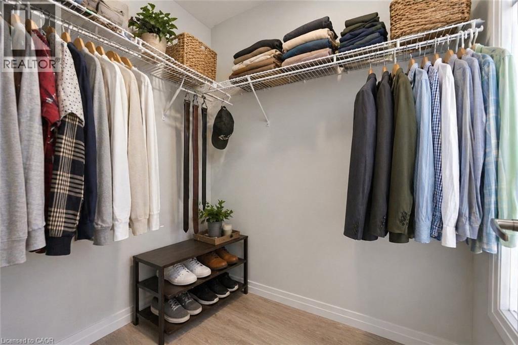 143 ELGIN Street N Unit# 84 thumbnail 19