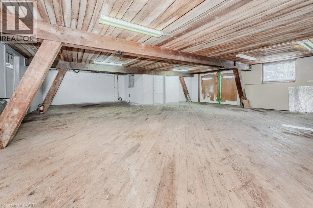 290 GARDEN Street thumbnail 8