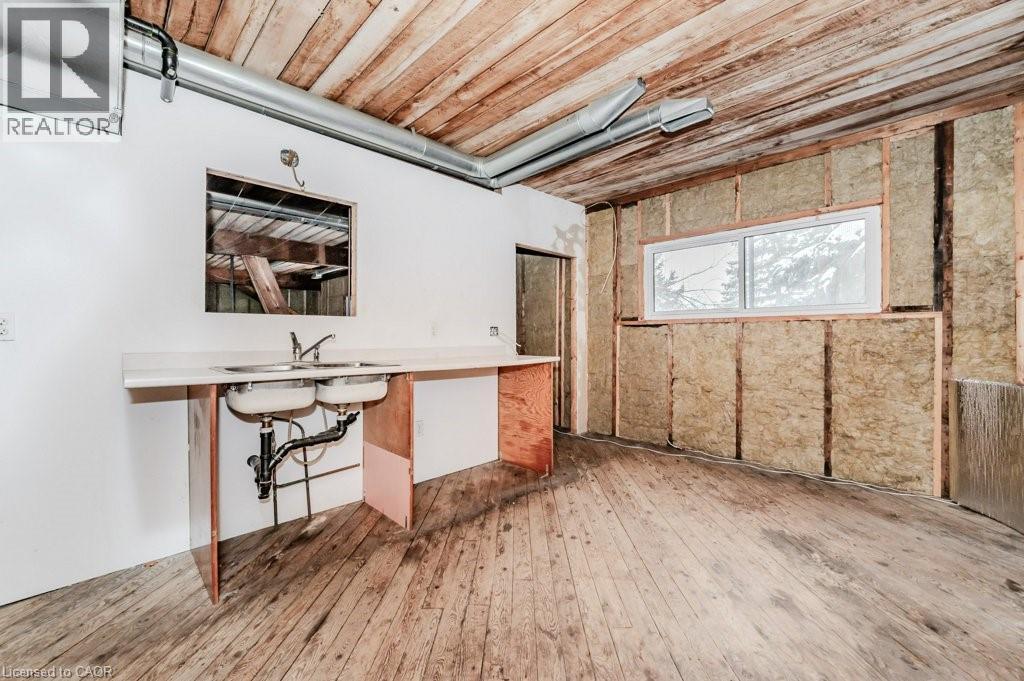 290 GARDEN Street thumbnail 19